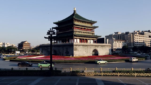 17-Day Immersive China Group Tour·From Ancient Capitals to Tibetan Highlands & Modern Metropolises