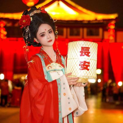 西安兵马俑+华清宫+大唐不夜城+华山+陕西历史博物馆+大雁塔4日3晚跟团游