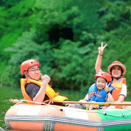 亲近自然 · 长白山6日亲子营丨长白山天池深度研学+放山文化，露水河森林漂流+超刺激的原始森林UTV+白桦林骑行+自然博物馆科学实践+东北特色民俗体验……地质科考与人文寻根双轨并行，在火山冰川间破解大地密码！