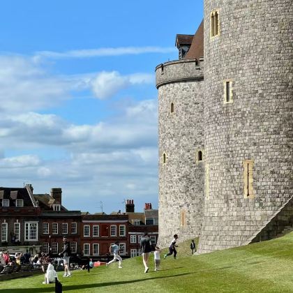 英国8日7晚私家团