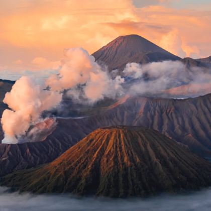 印度尼西亚布罗莫火山+伊真火山4日私家团