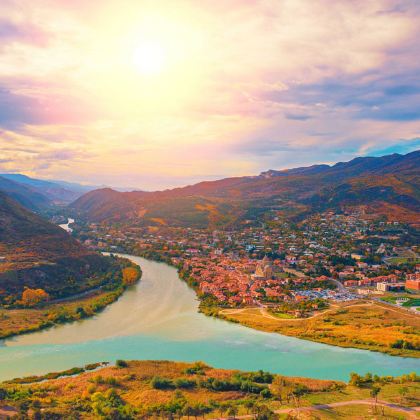 格鲁吉亚第比利斯+哥里+西格纳吉+古多里5日私家团