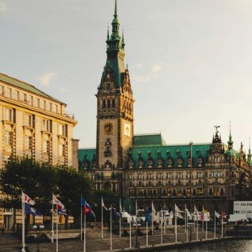 德国汉堡+慕尼黑+丹麦哥本哈根+比隆12日11晚私家团