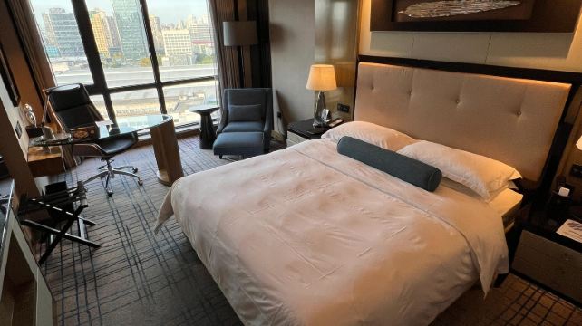 5-Day Essence of Shanghai Private Tour·Former French Concession, The Bund, Shanghai Jade Buddha Temple, Zhujiajiao Ancient Town, Qushui Garden, The City Temple of Shanghai