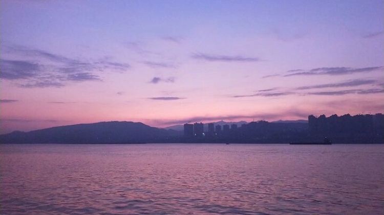 4-Day Yangtze River Cruise Tour from Chongqing to Yichang · Snowy Jade Cave and Three Gorges Dam