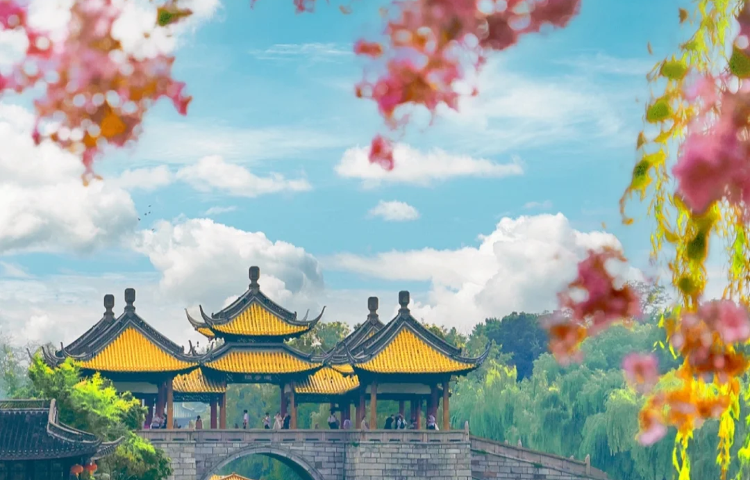 8-day 7-night · Private tours · China + Shanghai + Nantong + Yancheng + Taizhou + Yangzhou + Zhenjiang + Nanjing + Maoshan Scenic Area · Wander among millions of blooming tulips at Holland Flower Sea, a dazzling Dutch-inspired paradise. Stroll along the Qinhuai River, soaking in the poetic blend of history and lantern-lit nights. Explore the "Happiness Wetland," home to over 400 bird species, from black-faced spoonbills to Saunders’s gulls.
