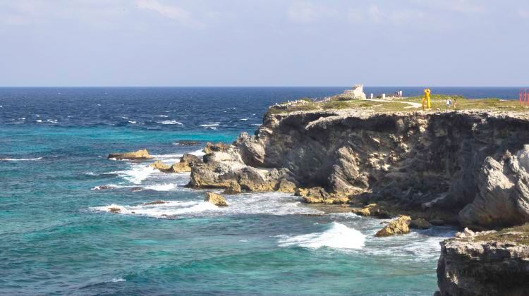 <7天>【16人团 · 一价全含躺平式度假】奢享型坎昆沙滩全包酒店(价值$1000/晚网红五星Hyatt Ziva酒店)·奇琴伊察+圣井天坑+粉红湖火烈鸟+女人岛浮潜+图伦古城+1天自由行