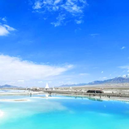 青海湖景区+茶卡盐湖+敦煌+张掖+西宁8日7晚拼小团