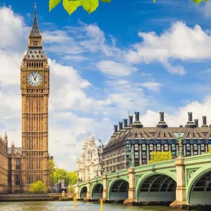 英国伦敦+爱丁堡+曼彻斯特+牛津+约克+温德米尔湖12日跟团游