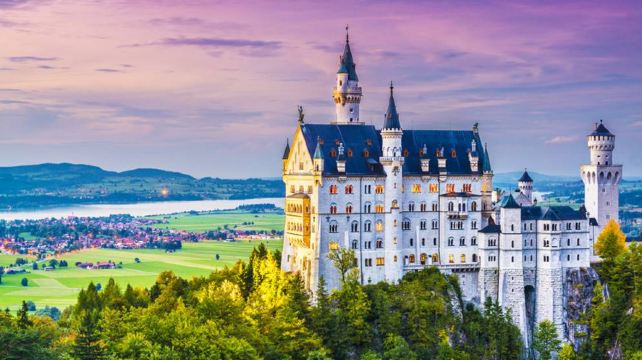 <7天>【鐵發 一國深度 深“德”我心】德國一地 經典全覽·迪士尼原型新天鵝堡+德國首都+風情古城海德堡+巴伐利亞首府慕尼黑+中世紀小鎮羅騰堡+萊茵河遊船+最多25人團
