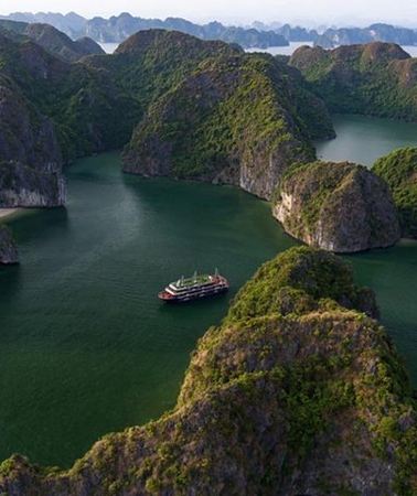 2D1N • Halong Bay 2D1N BEST CRUISES All-Inclusive: Transfer, Meals, Kayak, Cave, Island