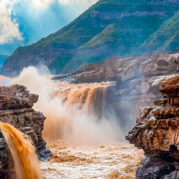 西安+壶口瀑布+兵马俑+华清池+华山5日跟团游