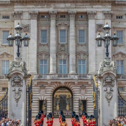 英国伦敦+剑桥+温德米尔+爱丁堡+约克+苏格兰高地+天空岛+多佛尔白色悬崖12日11晚拼小团