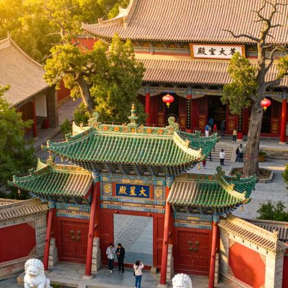 甘肃武威武威鸠摩罗什寺+武威文庙+天梯山石窟+民勤4日3晚私家团