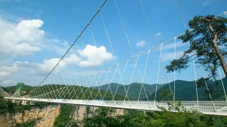 4-Day 4-Day Zhangjiajie Tour to All Highlight Attractions with VIP Lift