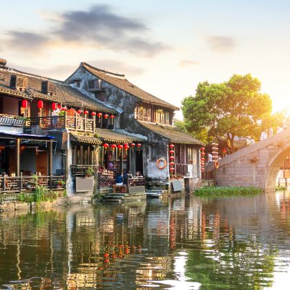 杭州+乌镇+西塘+横店4日3晚跟团游