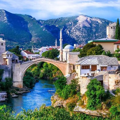 波黑萨拉热窝+莫斯塔尔+拉丁桥+黄色堡垒+莫斯塔尔古桥6日5晚私家团