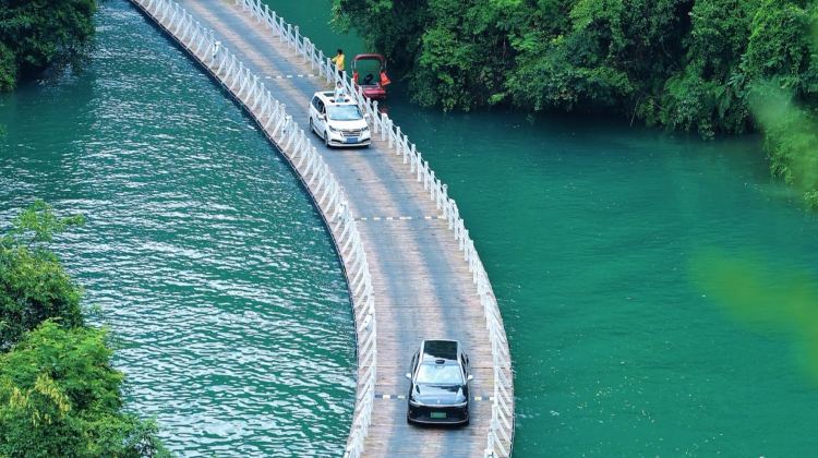 5D4N · Group Tours · Enshi City + Enshi Grand Canyon Scenic Area + Hefeng Pingshan Tourist Area
