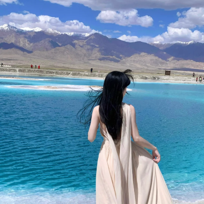 兰州+西宁+青海湖+茶卡盐湖+大柴旦翡翠湖旅游景区+敦煌丝路遗产城+莫高窟+鸣沙山月牙泉+张掖7日6晚拼小团