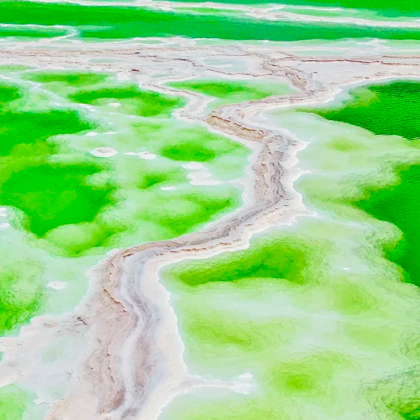 青海湖景区+茶卡盐湖+敦煌+莫高窟+嘉峪关+张掖8日7晚拼小团