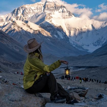 西藏拉萨+日喀则+珠峰大本营+布达拉宫+羊卓雍错+纳木措景区8日7晚拼小团