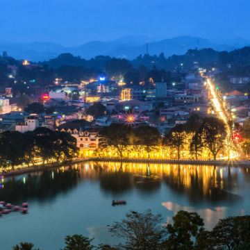 斯里兰卡科伦坡+贾夫纳+亭可马里+丹布勒+康提+美蕊沙+加勒14日13晚私家团