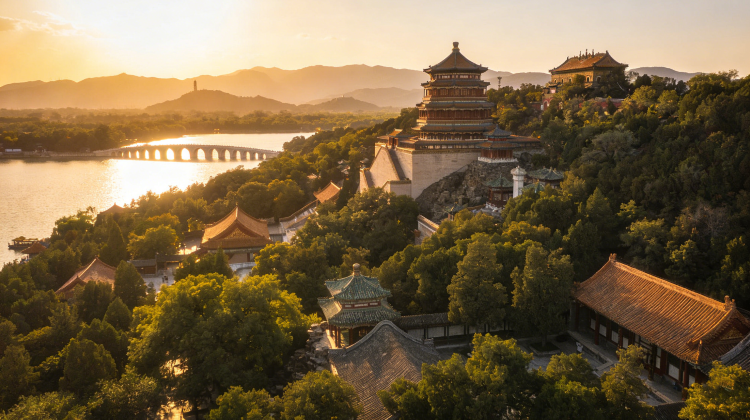 8D7N · Group Tours · Explore Iconic China in Small Group: Imperial & Modern Wonders·Discover the Timeless Allure of China: An 8-day journey through Beijing, Xi'an, and Shanghai. It's culture, cuisine, and unforgettable moments that you can cross off your bucket list—all in one epic escape.