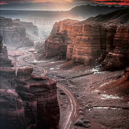 乌兹别克斯坦撒马尔罕州撒马尔罕+哈萨克斯坦阿拉木图琼布拉克8日7晚跟团游