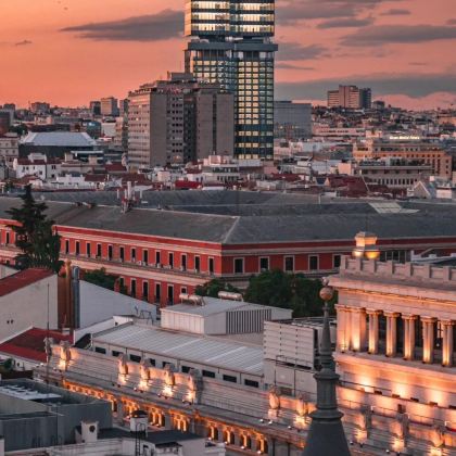 西班牙+葡萄牙+巴塞罗那+马德里15日14晚跟团游