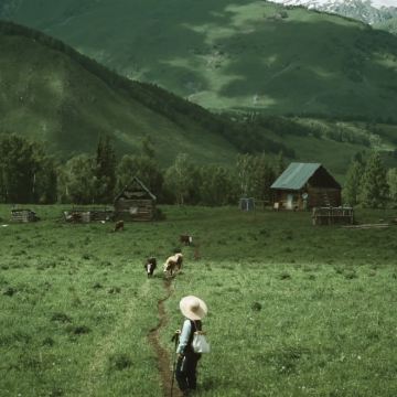 新疆乌鲁木齐+伊犁+阿勒泰市+喀什市+赛里木湖+禾木风景区+那拉提旅游风景区+喀拉峻景区17日16晚私家团