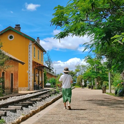 昆明+抚仙湖+建水+蒙自+元阳+弥勒6日5晚私家团