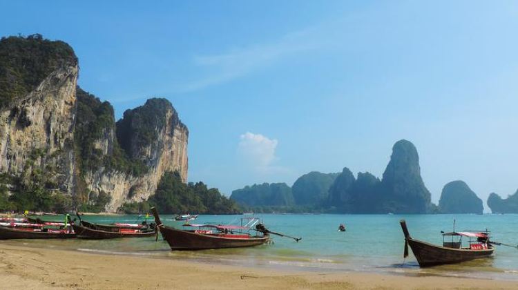 16-Day Classic Cambodia and Thai Islands – West Coast