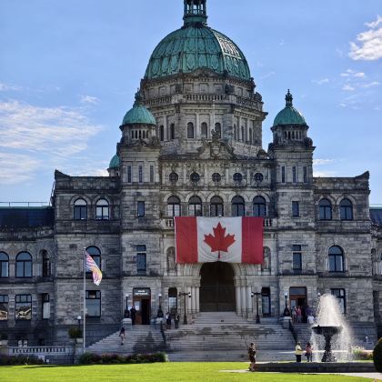 加拿大温哥华+维多利亚+惠斯勒+海天公路+班夫+幽鹤国家公园+贾斯珀国家公园+加拿大落基山脉8日7晚拼小团