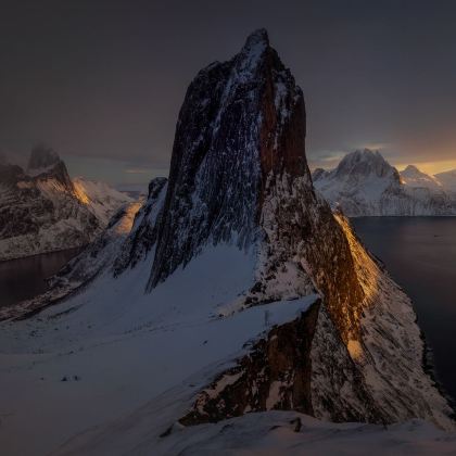 挪威+特罗姆瑟+罗弗敦群岛+塞尼亚岛6日5晚跟团游