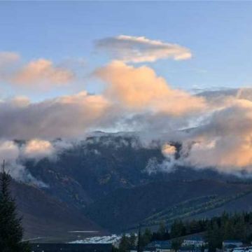 新疆乌鲁木齐+北疆+伊犁+喀纳斯景区8日7晚自由行