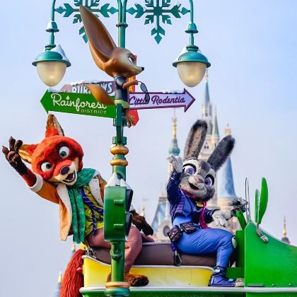 上海+迪士尼度假区4日3晚跟团游