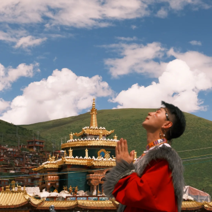 稻城亚丁+色达+四姑娘山景区+鱼子西+墨石公园景区+理塘7日6晚拼小团