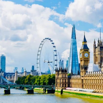 英国伦敦+剑桥+温德米尔镇+爱丁堡+约克+苏格兰高地+天空岛12日11晚拼小团