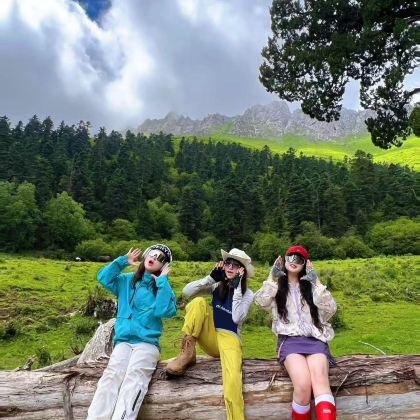 兰州＋甘南＋扎尕那＋莲宝叶则景区6日5晚拼小团