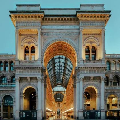 意大利米兰+维罗纳+克雷马+多洛米蒂山脉+佛罗伦萨+罗马8日7晚拼小团