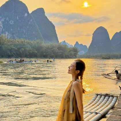 广西遇龙河竹筏漂游+漓江风景名胜区2日拼小团