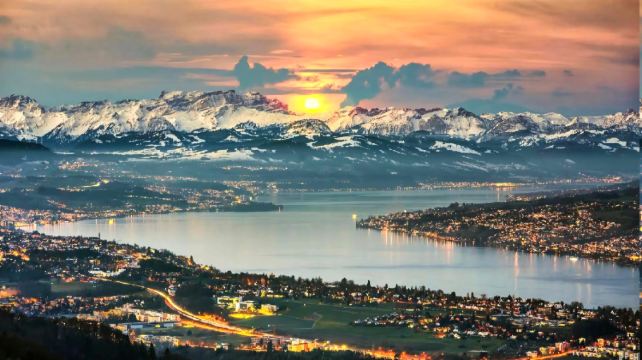 <5天>【瑞士心跳之旅】·樂享6-15人小團+日內瓦+伯爾尼+因特拉肯+少女峯+龍疆+蘇黎世+湖畔酒店+多推薦活動可選