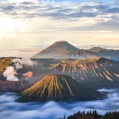 印度尼西亚雅加达+日惹+泗水+巴厘岛15日13晚跟团游