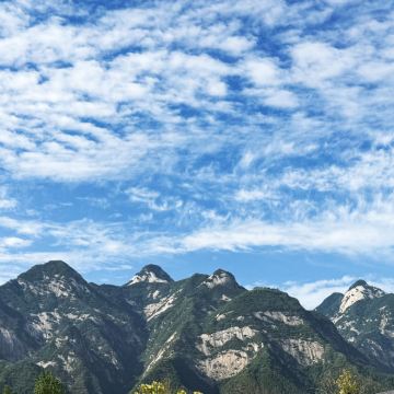 西安+兵马俑+华山4日3晚跟团游