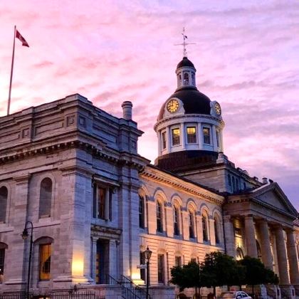 加拿大多伦多+尼亚加拉瀑布+魁北克城+蒙特利尔+渥太华12日11晚私家团