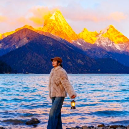 西藏林芝雅鲁藏布大峡谷+巴松措+卡定沟景区2日1晚跟团游