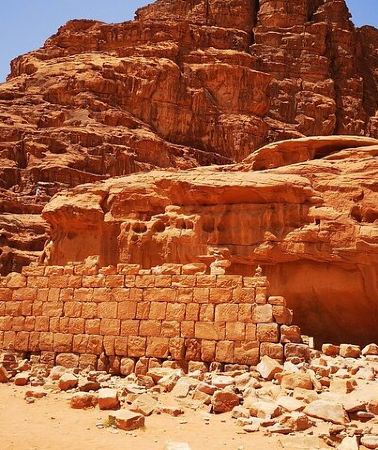 2D1N • Wadi Rum Full Day Jeep Tour + Overnight in Bedouin Camp & Dinner