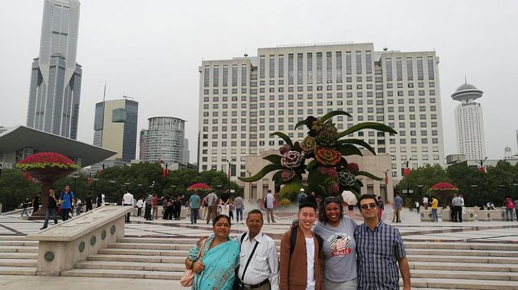2D1N · Private Tours · shanghai Disney+shanghai one day city highlights tour （two days）
