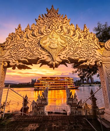 5D4N • Xishuangbanna + Xishuangbanna Primeval Forest Park + Jinuo Mountain Rainforest Hiking