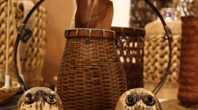 3-Day 3-day 2-night · Private Tour · China + Hangzhou + West Lake + Southern Song Imperial Street + Southern Song Dynasty Guan Kiln Museum + Qing He Fang
